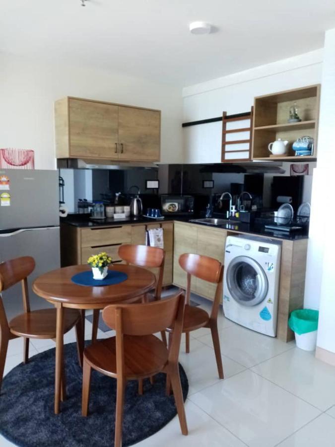 Searenitysuite At Timurbay Seafront Residence, Куантан Екстериор снимка